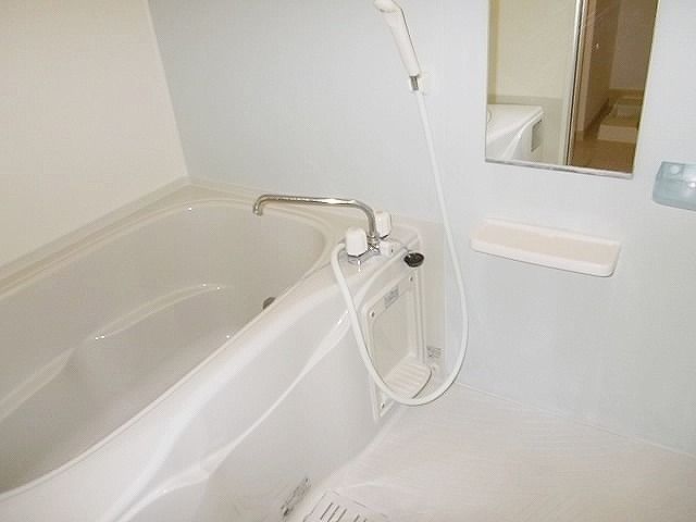 ��ʌ��������܎s��΋�㗢�P���ڂ̃A�p�[�g�̃o�X