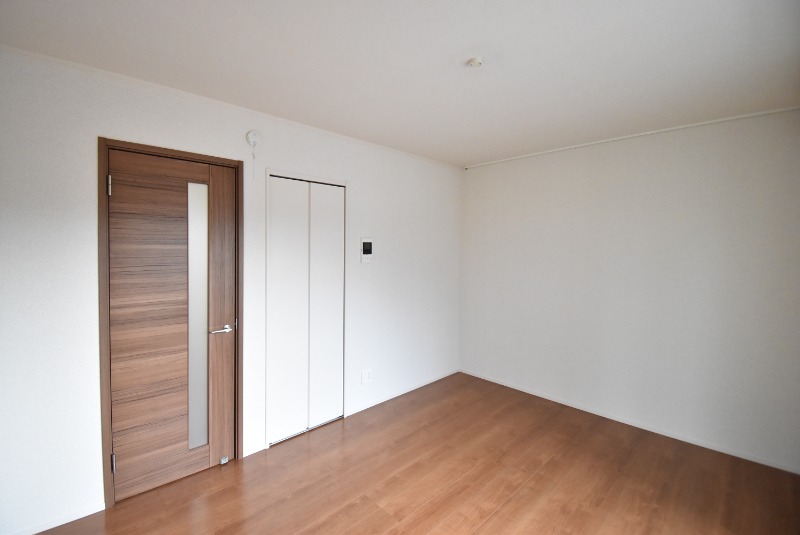 ��ʌ�����s�K���P���ڂ̃A�p�[�g�̂��̑�