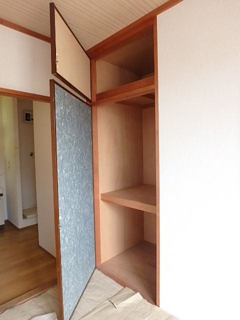 ��ʌ��������܎s��{��k�ܒ��Q���ڂ̃A�p�[�g�̎��[