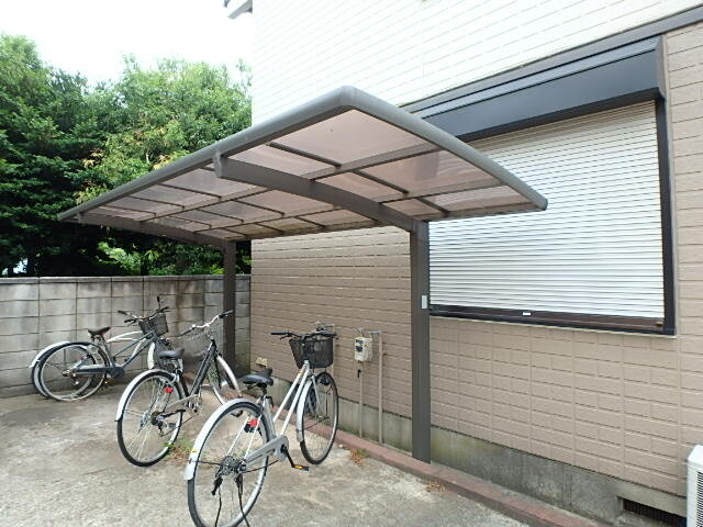 ��ʌ��������܎s��{��k�ܒ��Q���ڂ̃A�p�[�g�̂��̑�