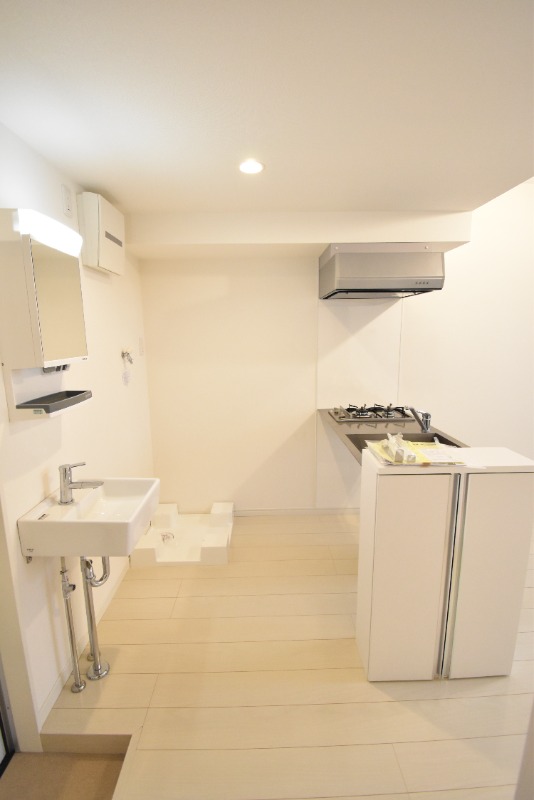 ��ʌ��������܎s��{�擌���P���ڂ̃A�p�[�g�̂��̑�