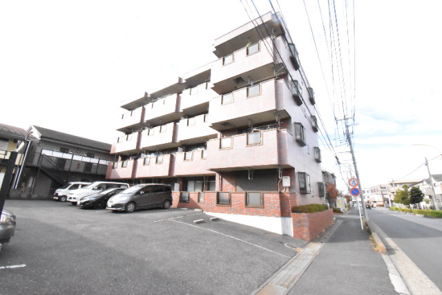 ��ʌ�����s�˒˓��P���ڂ̃}���V�����̌����O��