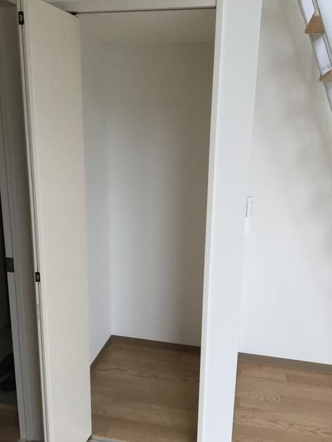 ��ʌ��@�c�s���U���ڂ̃A�p�[�g�̎��[