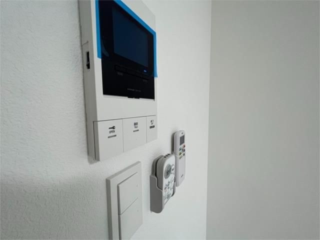 ��ʌ��t�����s��g�c�̃A�p�[�g�̂��̑�