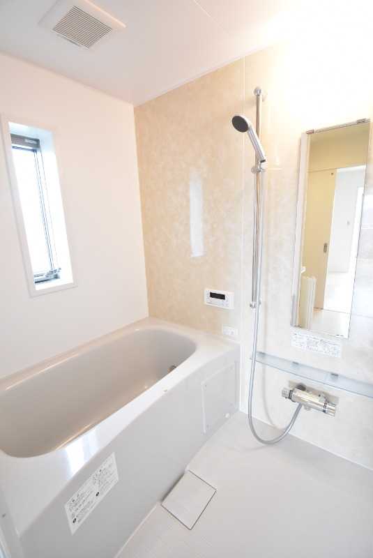 ��ʌ��������܎s������㗎���R���ڂ̃A�p�[�g�̃o�X