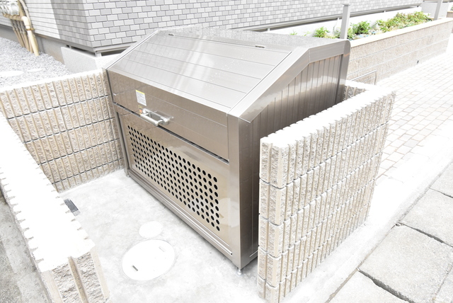 ��ʌ��������܎s������㗎���R���ڂ̃A�p�[�g�̂��̑�