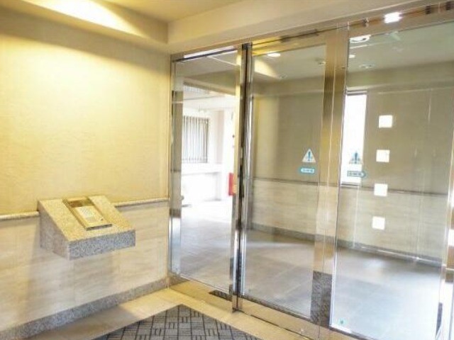 ��ʌ��������܎s����厚��v�ۗ̉Ƃ̃}���V�����̃G���g�����X