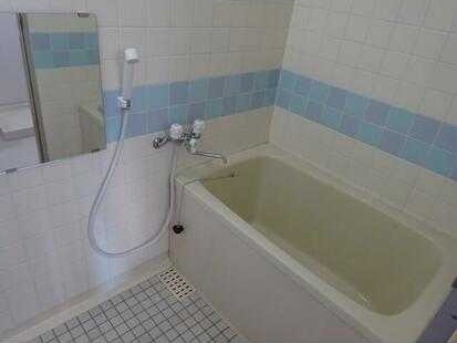 ��ʌ��z�J�s��z�J�S���ڂ̃}���V�����̃o�X