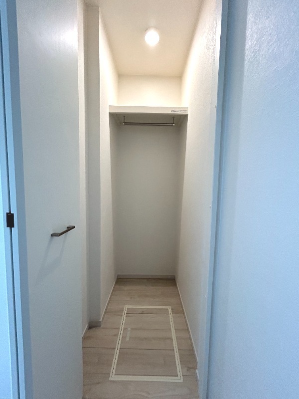 ��ʌ�����s�΋u�P���ڂ̃A�p�[�g�̎��[