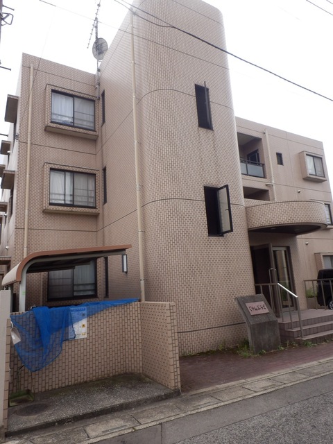 ��ʌ��������܎s��{��听���P����232-2�̃}���V�����̌����O��