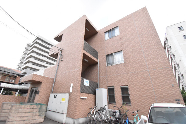 ��ʌ��������܎s�k��{�����R����554-1�̃}���V�����̌����O��