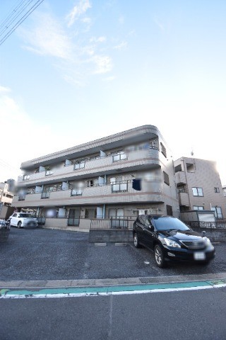 ��ʌ�����s������S���ڂ̃}���V�����̌����O��