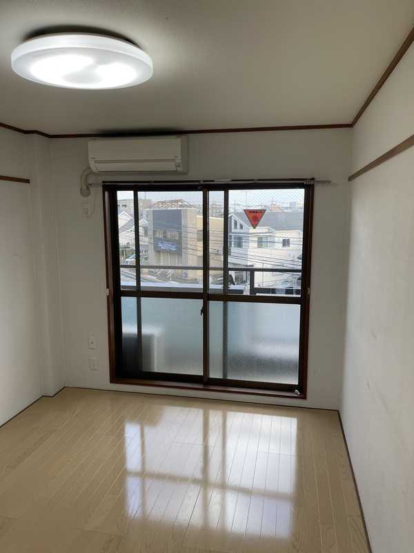 ��ʌ�����s������S���ڂ̃}���V�����̋��ԁE���r���O