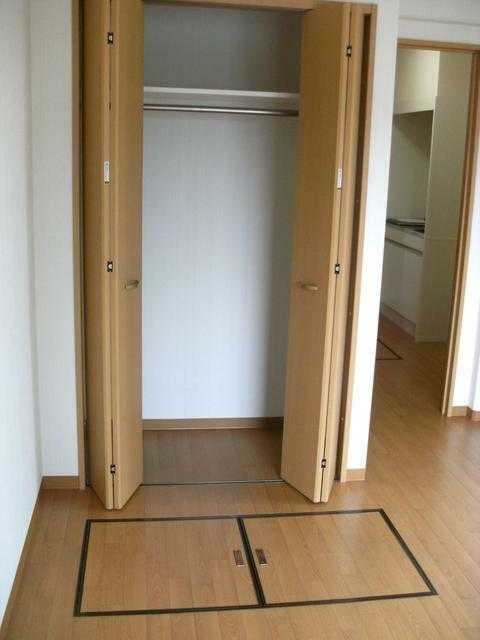 ��ʌ��������܎s�k��{�����R���ڂ̃}���V�����̎��[