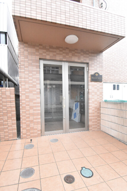 ��ʌ��������܎s�k��{�����R���ڂ̃}���V�����̃G���g�����X