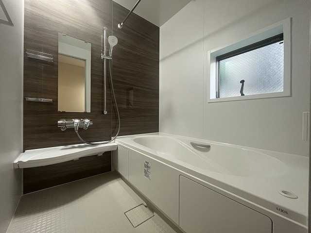 ��ʌ��������܎s��{��V�����P���ڂ̈�ˌ��Ẵo�X