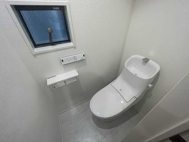 ��ʌ��������܎s��{��V�����P���ڂ̈�ˌ��Ẵg�C��