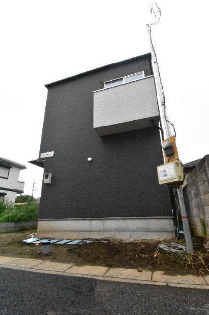 ��ʌ��������܎s�����擌��{�V����30-13�̃A�p�[�g�̌����O��