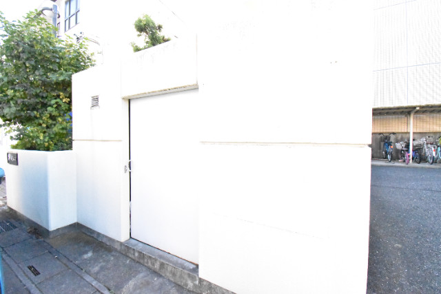 ��ʌ�����s�˒˂R���ڂ̃}���V�����̂��̑�