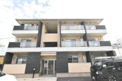 ��ʌ�����s�厚���s�̍���2883-1�̃A�p�[�g�̌����O��