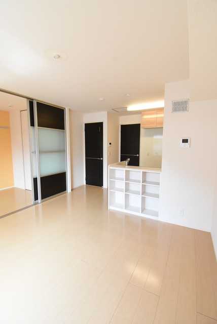 ��ʌ��������܎s�Y�a���؍�U���ڂ̃A�p�[�g�̋��ԁE���r���O