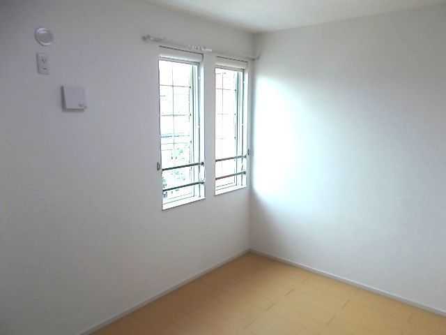 ��ʌ�����s�ђ��̃A�p�[�g�̂��̑������E�X�y�[�X