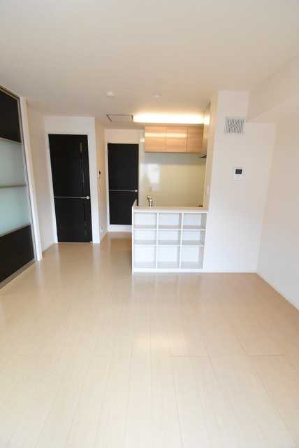 ��ʌ��������܎s�Y�a���؍�U���ڂ̃A�p�[�g�̋����E���r���O