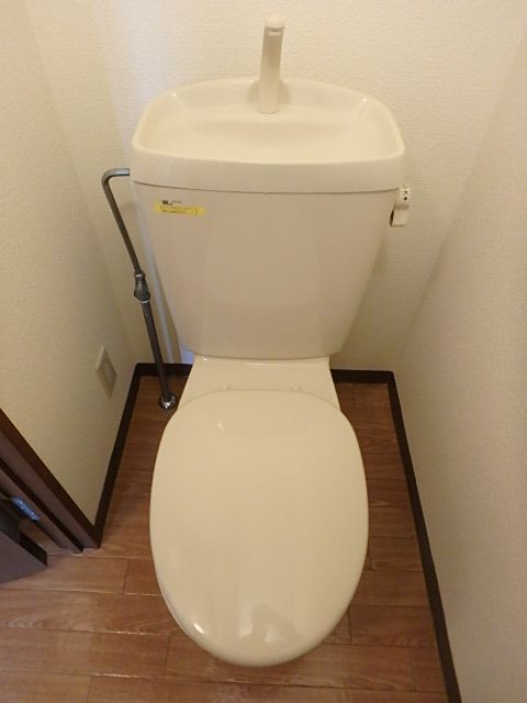 ��ʌ��������܎s������厚����̃e���X�n�E�X�̃g�C��