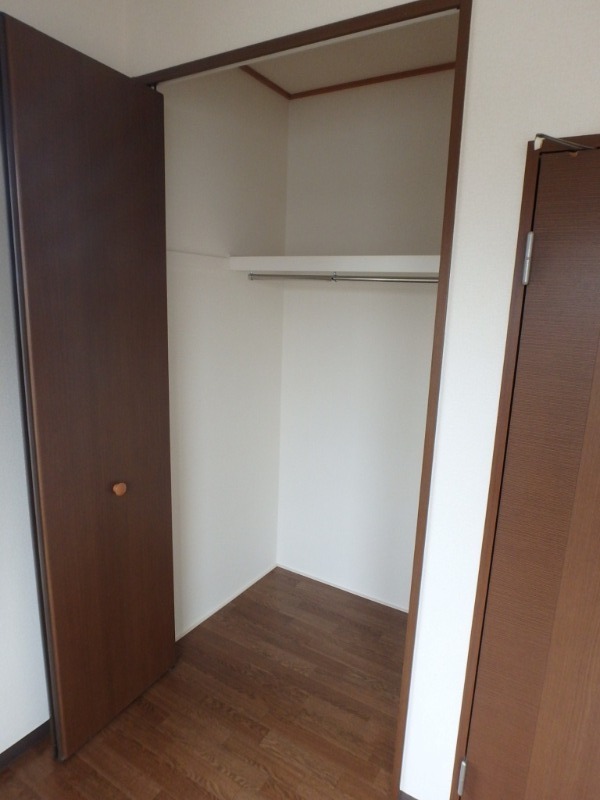 ��ʌ��������܎s������厚����̃e���X�n�E�X�̎��[