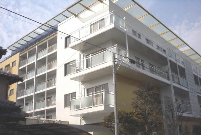 ��ʌ��������܎s�k�擌�听���P����423�̃}���V�����̌����O��