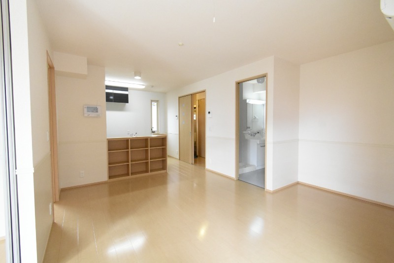 ��ʌ��������܎s������厚�@���̃A�p�[�g�̋��ԁE���r���O