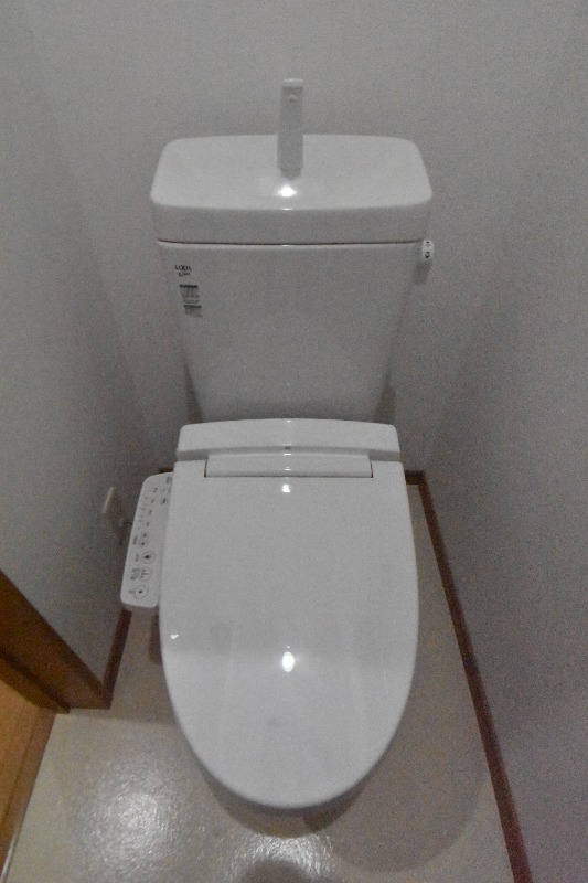 ��ʌ��������܎s��΋���q�P���ڂ̃A�p�[�g�̃g�C��