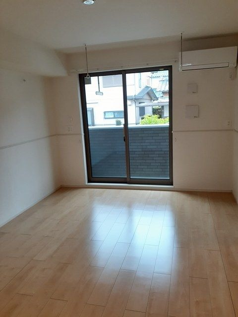 ��ʌ��������܎s������厚�䑠�̃A�p�[�g�̋��ԁE���r���O