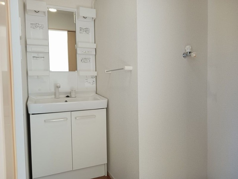 ��ʌ��t�����s�L���Q���ڂ̃A�p�[�g�̐��ʏ�