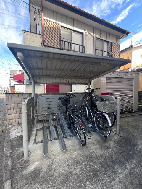 ��ʌ��t�����s�L���Q���ڂ̃A�p�[�g�̂��̑�