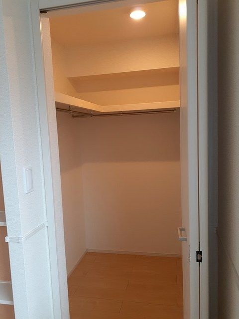 ��ʌ��������܎s������厚�䑠�̃A�p�[�g�̎��[