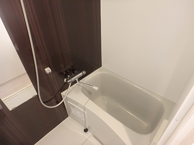 ��ʌ��������܎s����厚�w��̃A�p�[�g�̃o�X