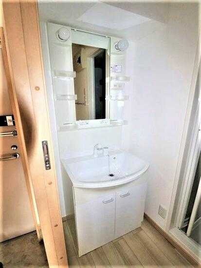 ��ʌ��������܎s��΋戤�����̃}���V�����̐��ʏ�