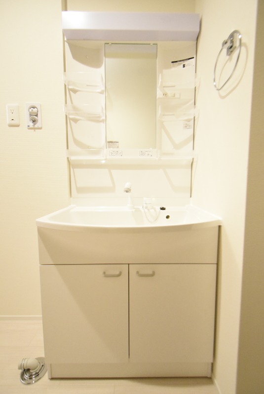 ��ʌ�����s�J�ÂQ���ڂ̃A�p�[�g�̐��ʏ�