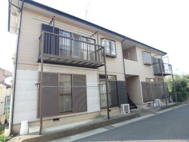 ��ʌ��������܎s����厚�w��2259-1�̃A�p�[�g�̌����O��