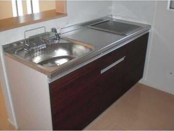 ��ʌ��������܎s�΋擌�Y�a�R���ڂ̃A�p�[�g�̃L�b�`��