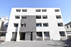 ��ʌ��������܎s������㗎���W����13-2�̃}���V�����̌����O��