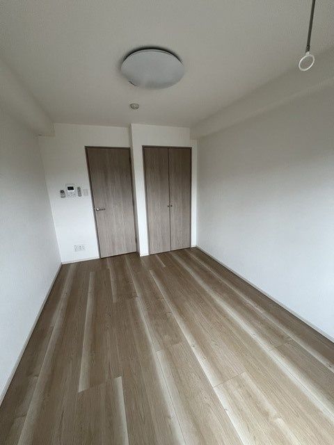 ��ʌ������s�����S���ڂ̃}���V�����̋��ԁE���r���O