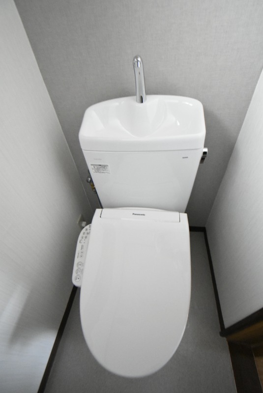 ��ʌ�����s�x�m���P���ڂ̃A�p�[�g�̃g�C��