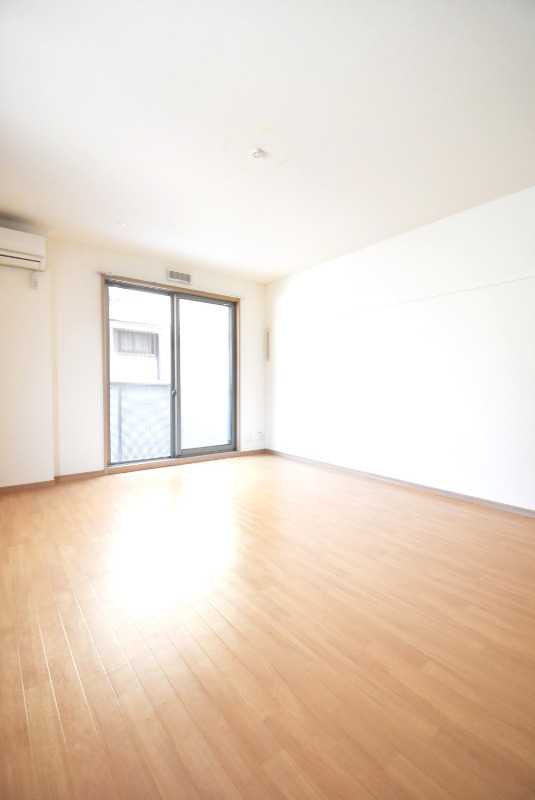 ��ʌ��������܎s��{����ؒ��R���ڂ̃A�p�[�g�̂��̑������E�X�y�[�X