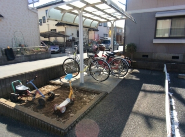 ��ʌ��k�����S�ɓޒ��h�T���ڂ̃A�p�[�g�̂��̑�