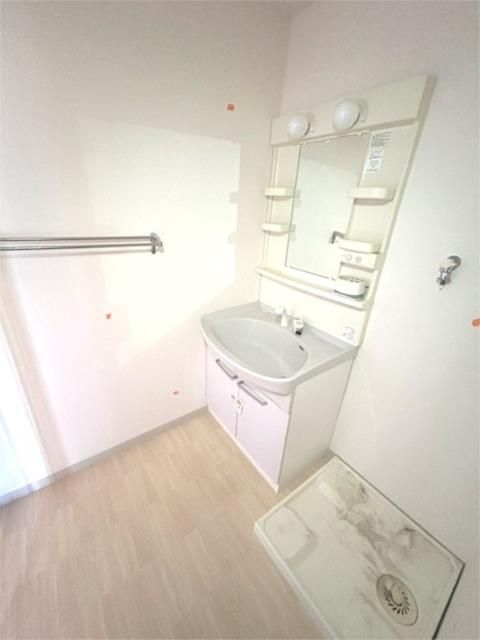 ��ʌ��������܎s��΋摾�c�Q���ڂ̃A�p�[�g�̐��ʏ�