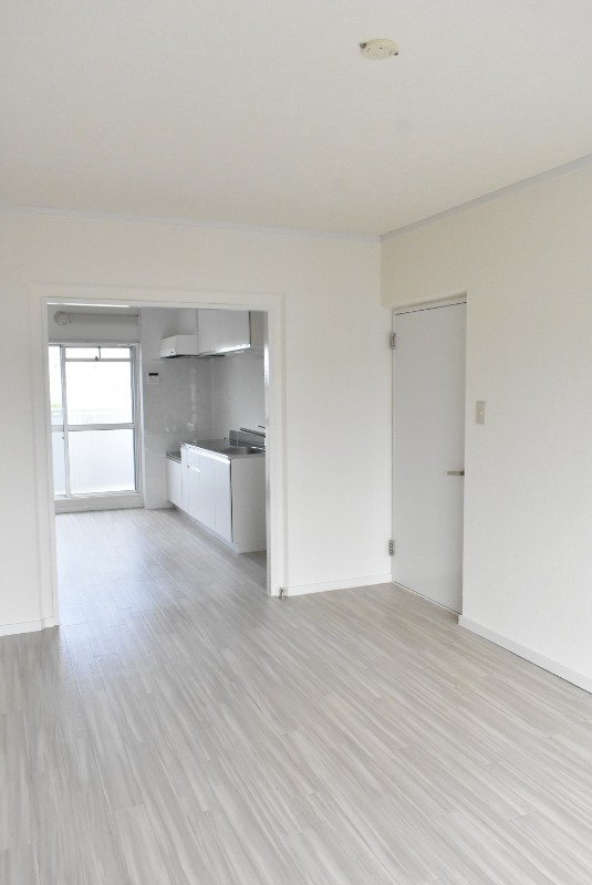 ��ʌ�����s����w���R���ڂ̃}���V�����̋��ԁE���r���O