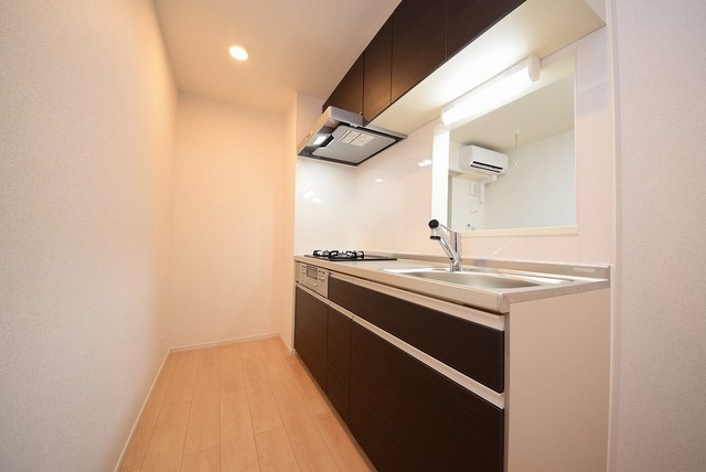 ��ʌ�����s�厚�����q�V�c�̃A�p�[�g�̃L�b�`��