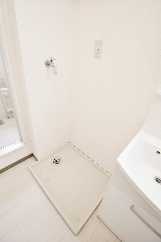 ��ʌ��������܎s��{��k�ܒ��Q���ڂ̃A�p�[�g�̂��̑�